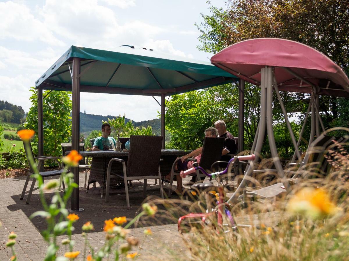 Bauernhofpension Wiebelhaus-Mester Lennestadt Kültér fotó